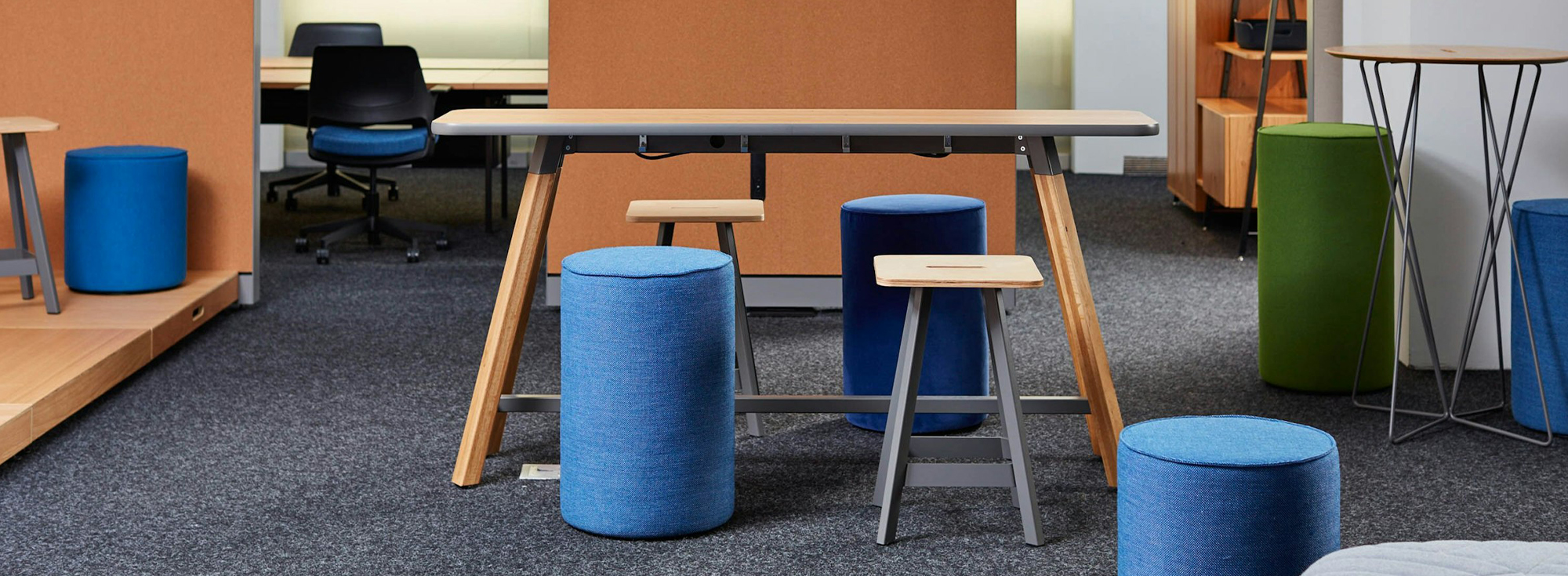 Rockwell Unscripted by Knoll